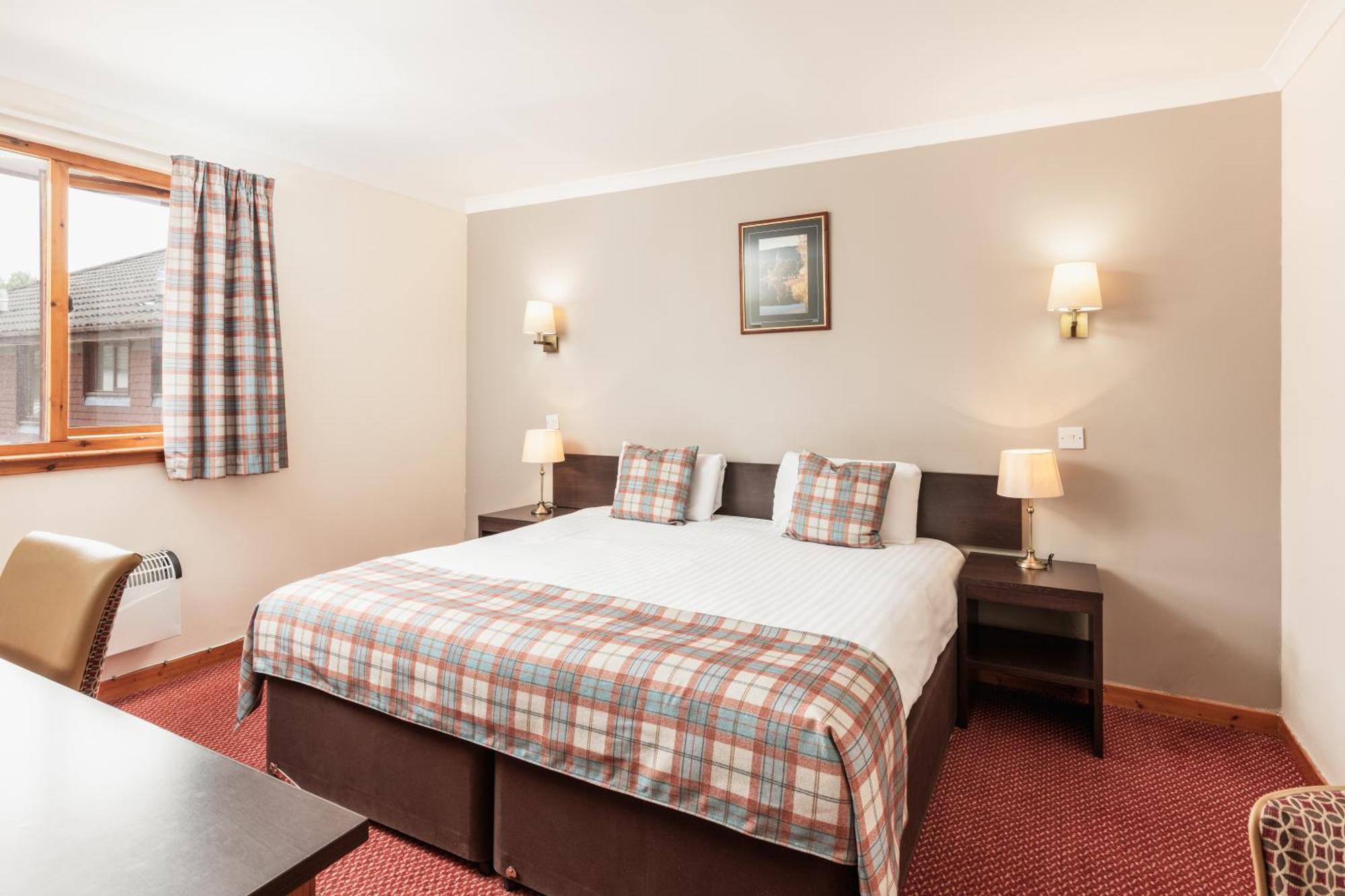 Highlander Hotel 'A Bespoke Hotel' Newtonmore Exterior photo