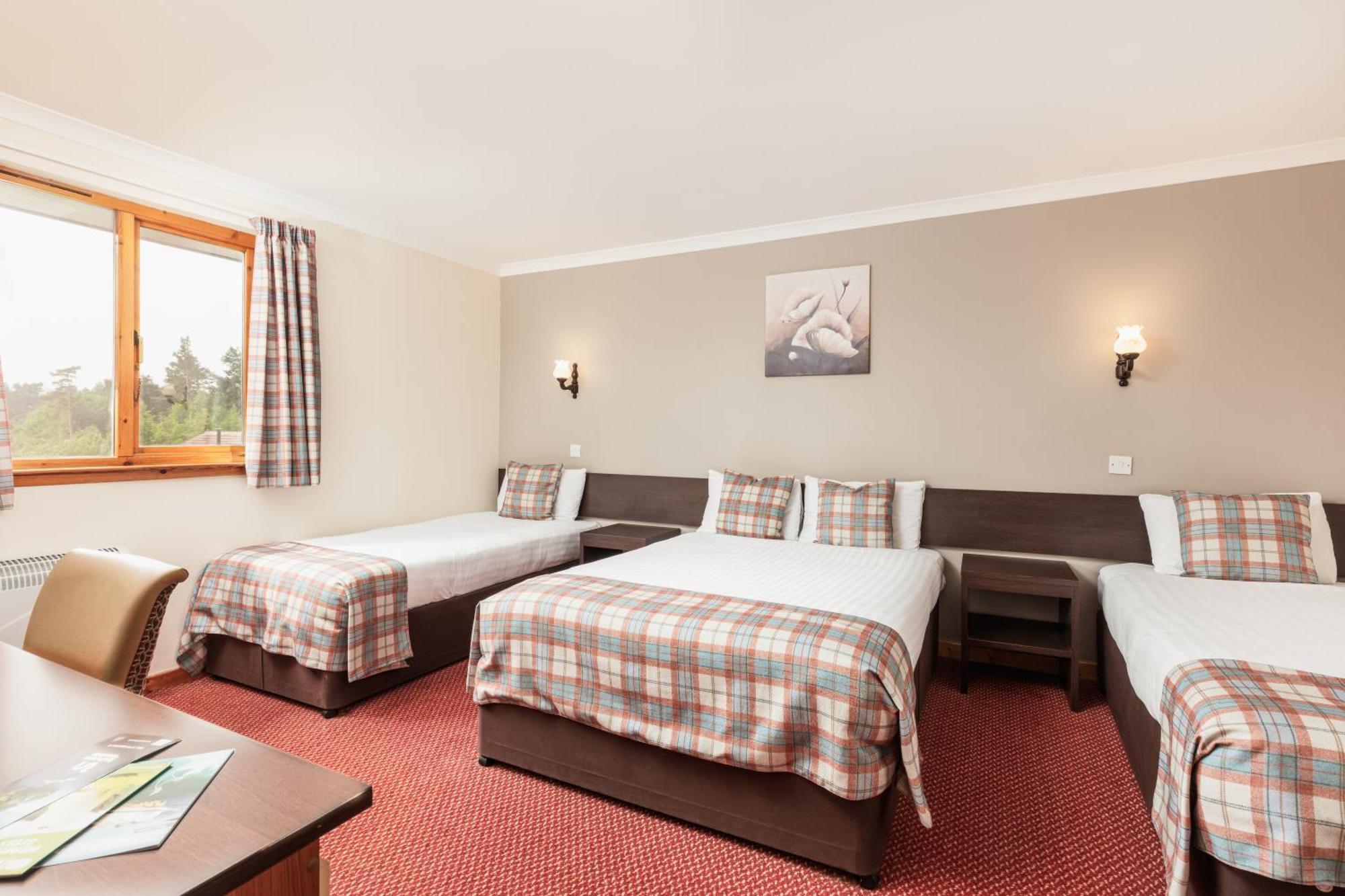Highlander Hotel 'A Bespoke Hotel' Newtonmore Exterior photo